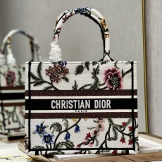 Christian Dior Shopping Bags